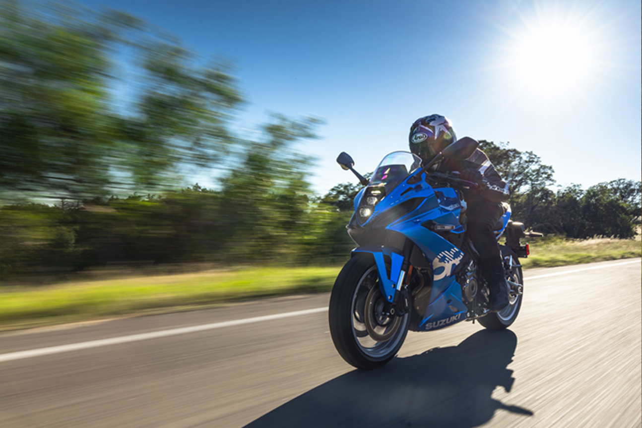 GSX-8R